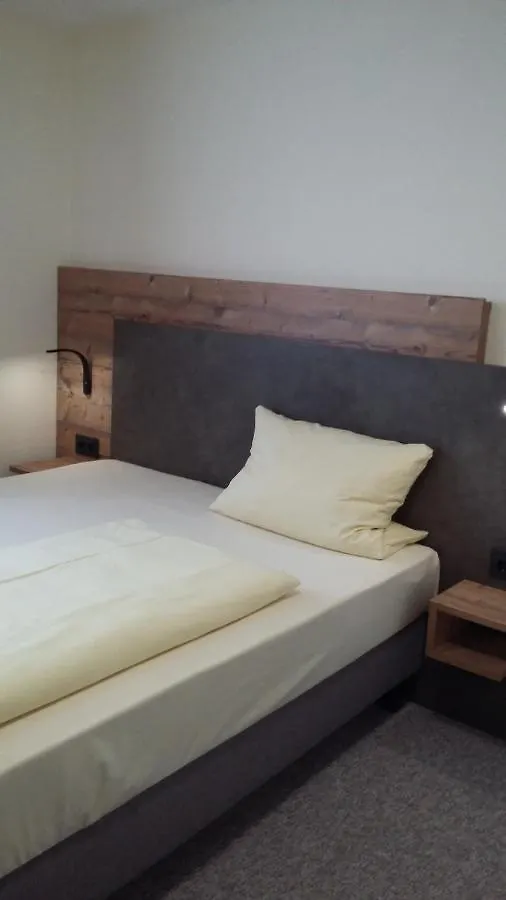 Hotel Angerer Vilseck 2*,